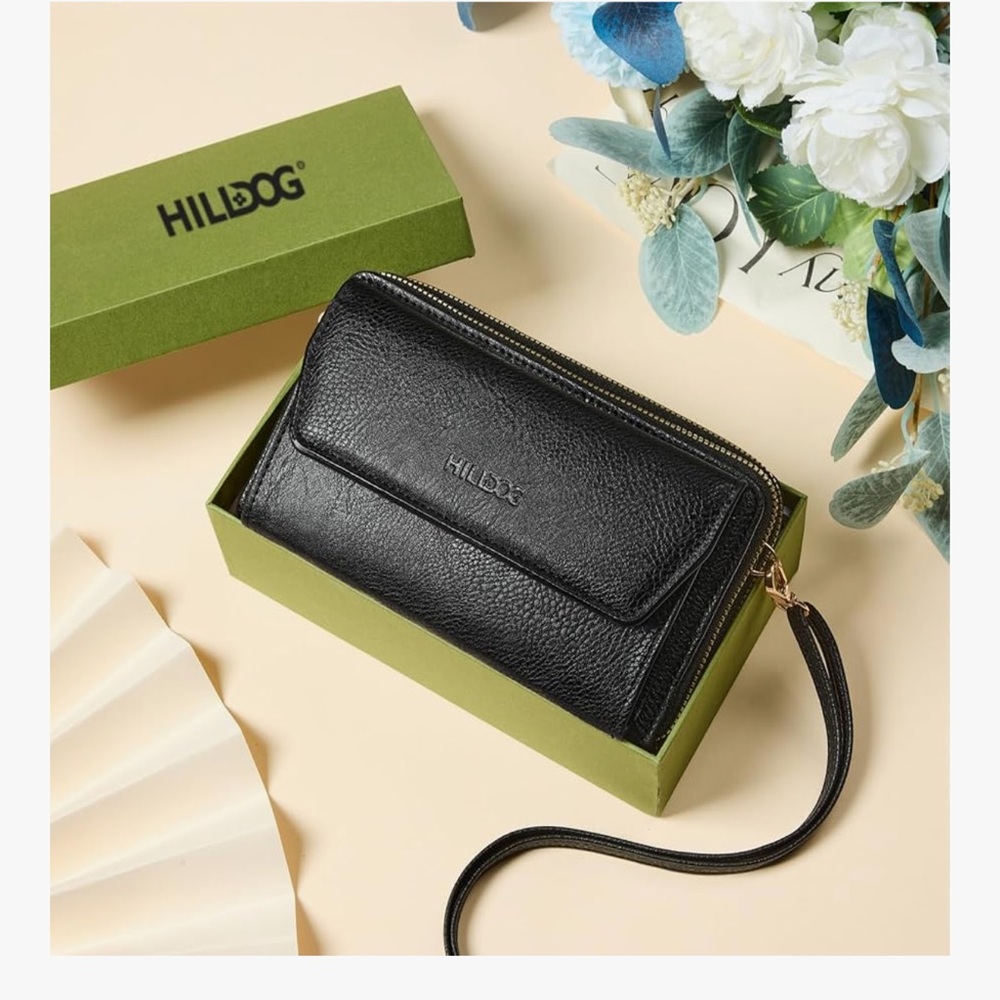 Black Women's Wristlet Wallet